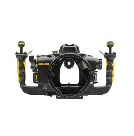 Underwater, housing, nikon, mirrorless Z7 II and Z6 II camera