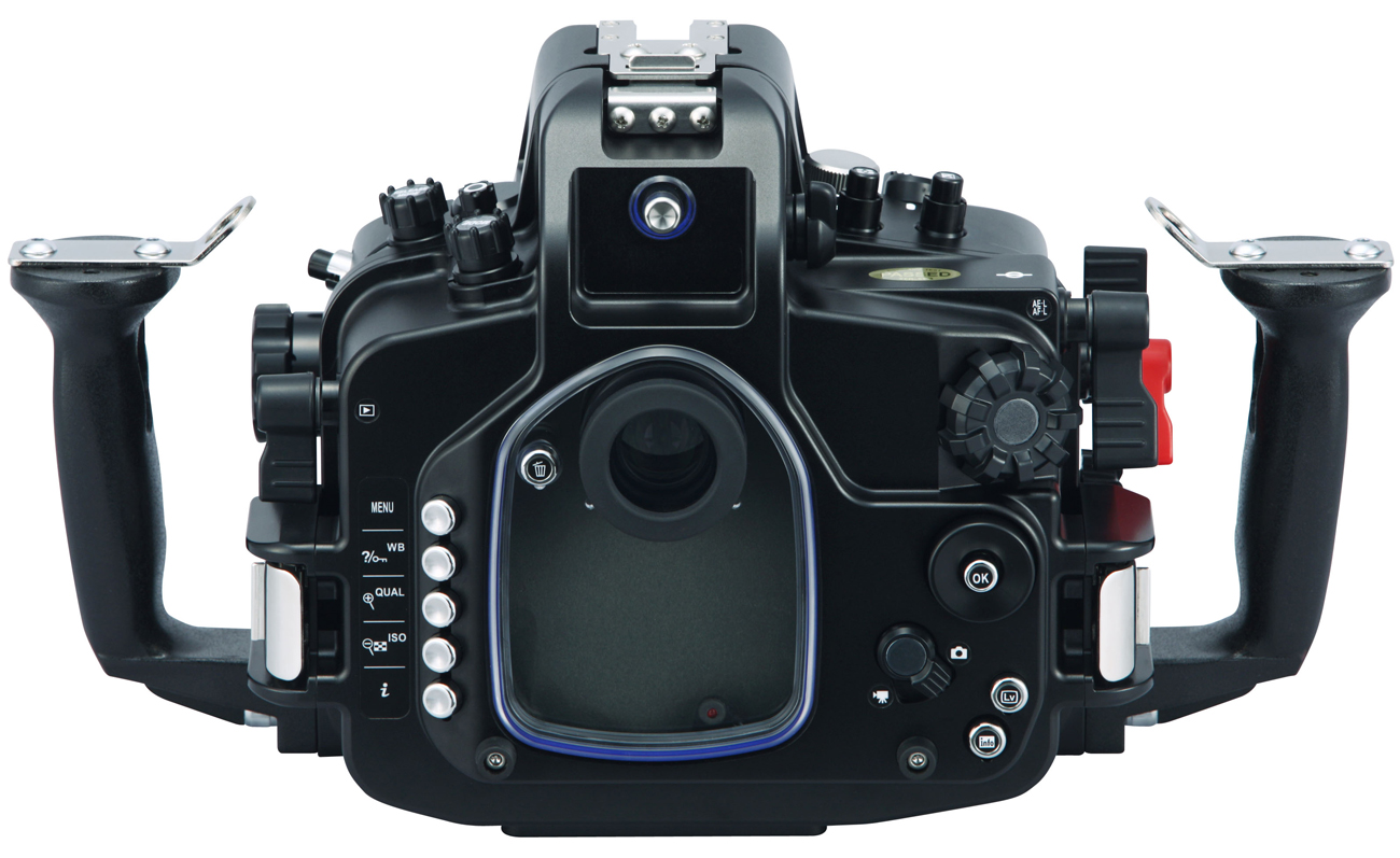 MDX-D7100 back view